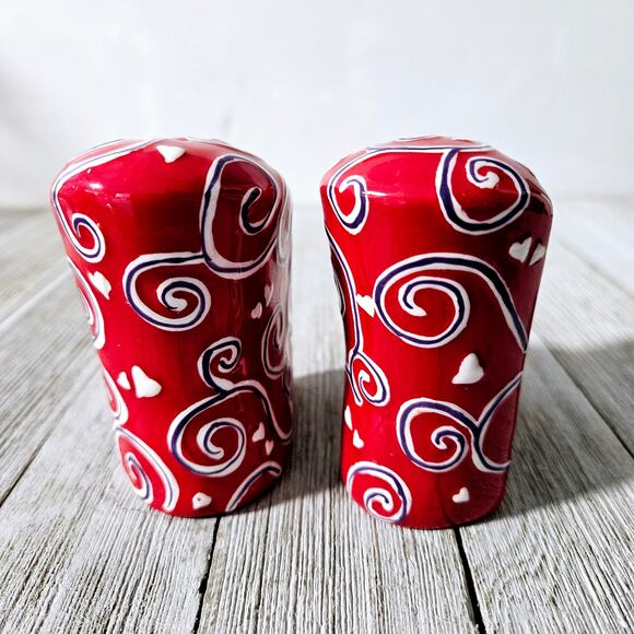 2-Piece Red Heart Shaped Salt and Pepper Shaker Set by Bella Casa by Ganz with - Picture 3 of 16